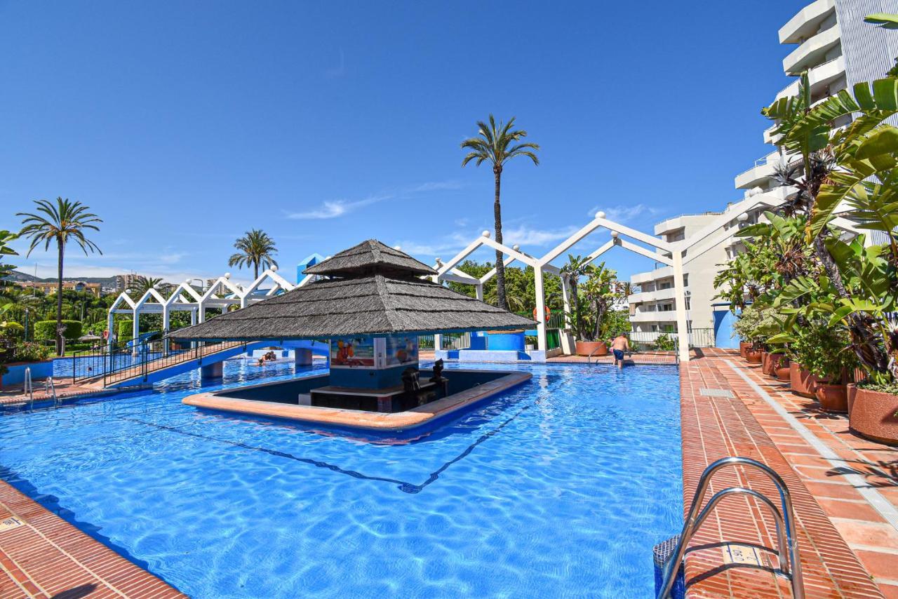 Benal Beach, Luxury Sea & Mountain View Beachside 1 Bedroom Apartment Benalmádena Eksteriør billede