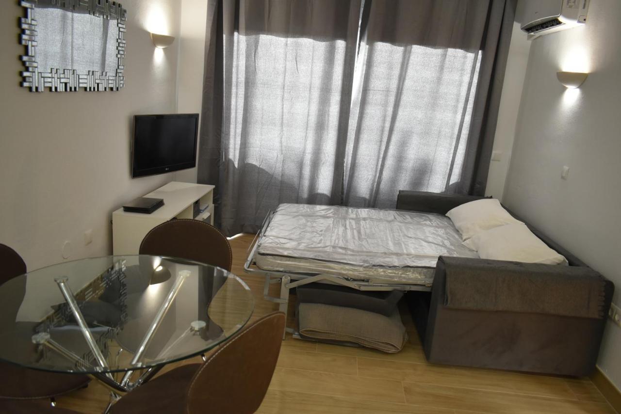 Benal Beach, Luxury Sea & Mountain View Beachside 1 Bedroom Apartment Benalmádena Eksteriør billede